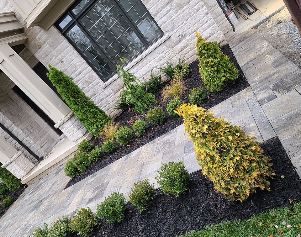 Oakville Landscaping Company, Patio Builder and Sod Installation